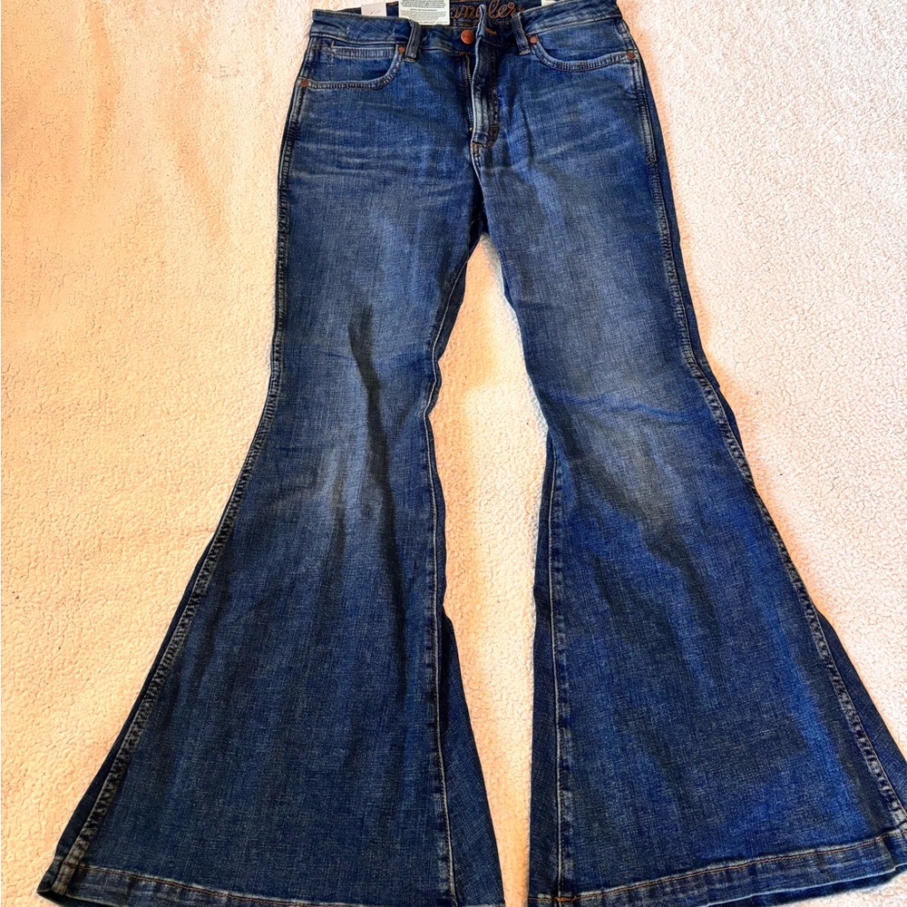 Wrangler Retro Flare Jeans NEW WITH TAGS